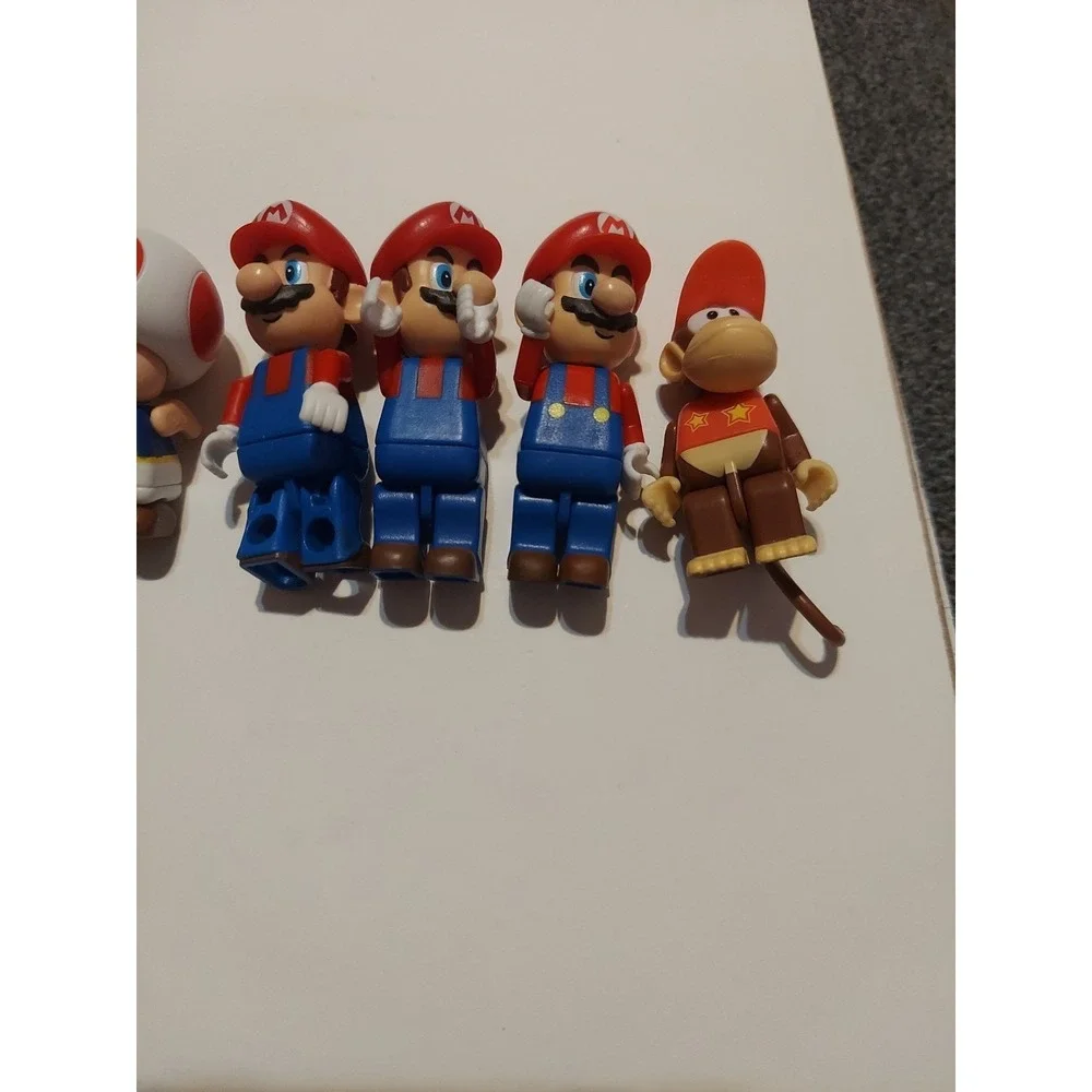7 KNEX Mario Kart Mini Figures Nintendo 4 Mario Luigi  Yoshi Diddy Video Games‎